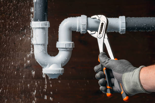 Professional Gas Line Repair technician working in Hathorne, MA